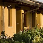 ホテル Il Baio Relais & Natural Camporoppolo