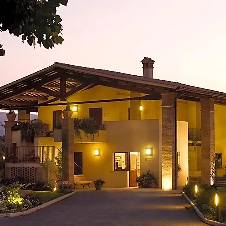 Il Baio Relais & Natural Camporoppolo