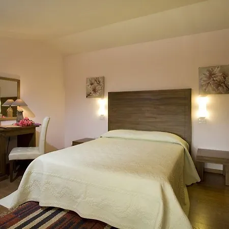 Hotel Il Baio Relais & Natural 4*