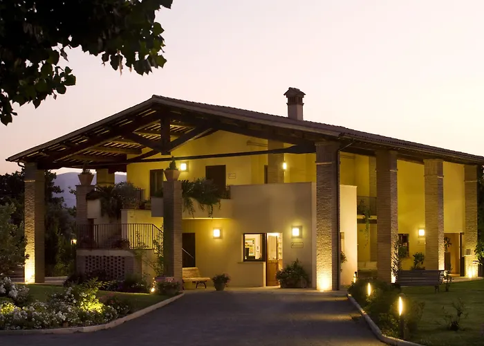 Il Baio Relais & Natural Hotel 4*